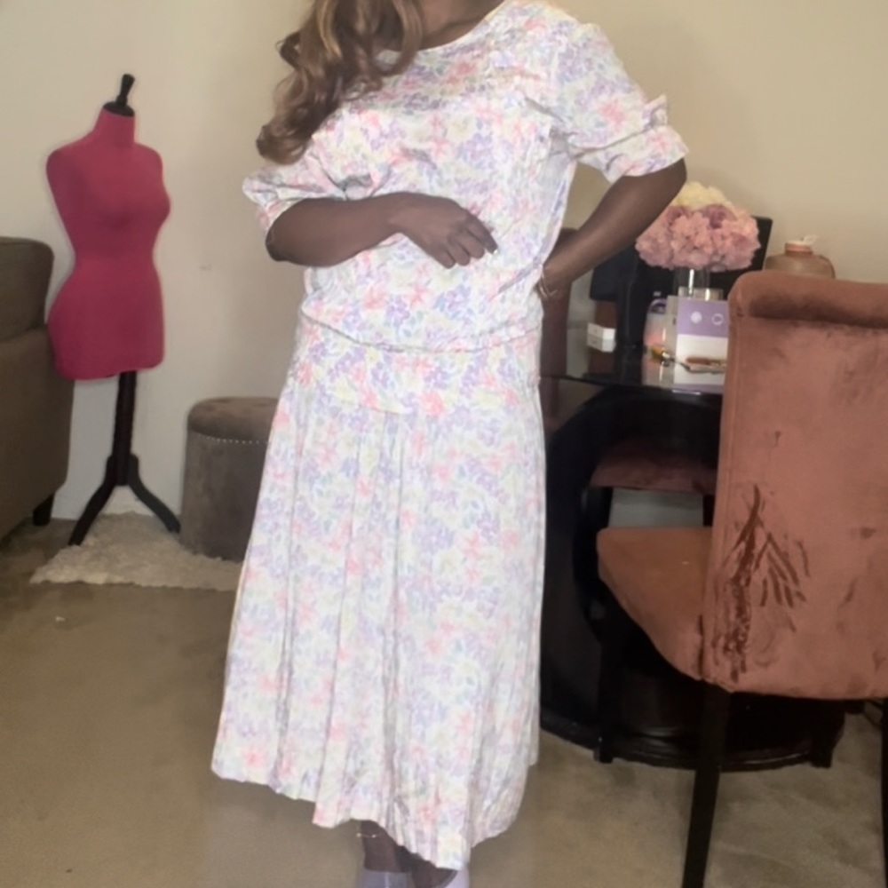 2 piece lilac vintage set